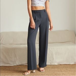 ARITZIA EFFORTLESS PANT Size 2